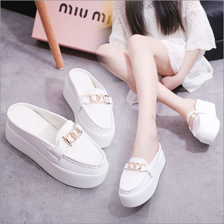 Ladies Sneaker