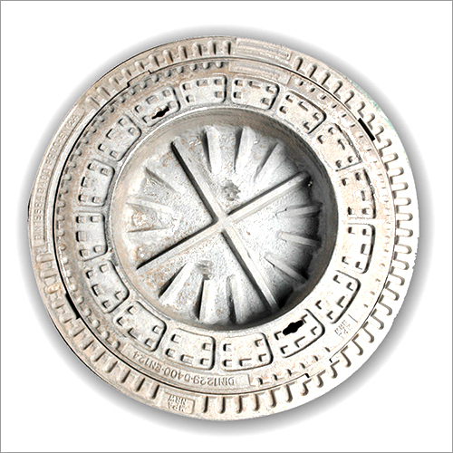 Double Triangular Manhole Cover