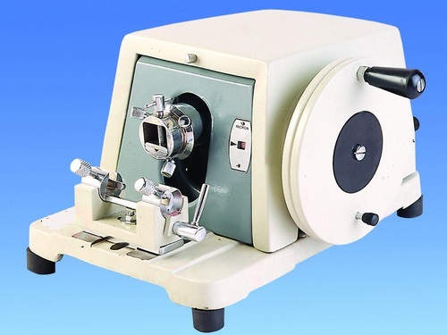 ROTARY-MICROTOME