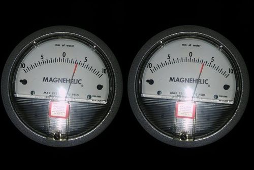 Dwyer USA Magnehelic Gauges 10-0-10 MM WC