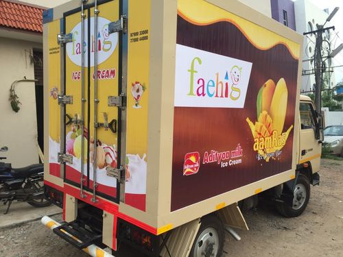 ICE CREAM REFRIGERATED VEHICLE