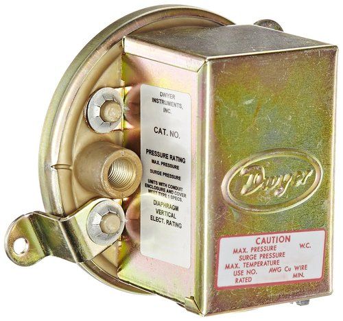 Dwyer 1910-00 Compact Low Differential Pressure Switch, Range 0.07 - 0.15