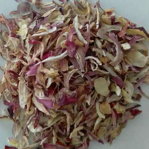 Dehydrated Red Onion Flakes By SHREENATHJI VEG
