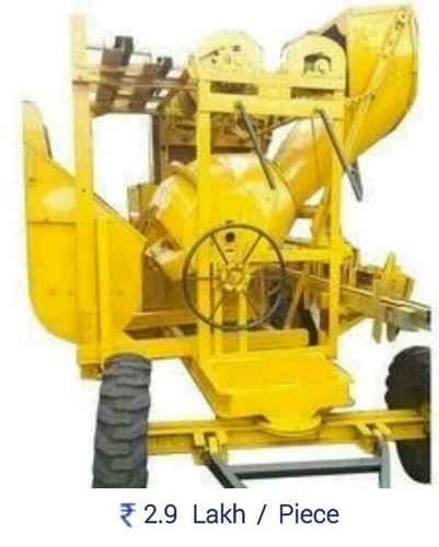 Yellow Concrete Mixer With Lift