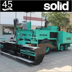 Wet Mix Paver Finisher