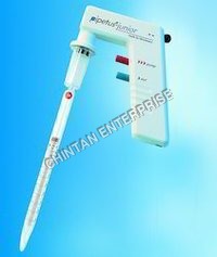 Pipetting Device