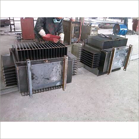 Corrugated fin wall panel for transformers