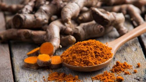 Turmeric Powder - Raw Dried Form , Yellow Color with Natural Antioxidant Properties
