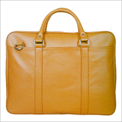 Leather Classic Messenger Bag