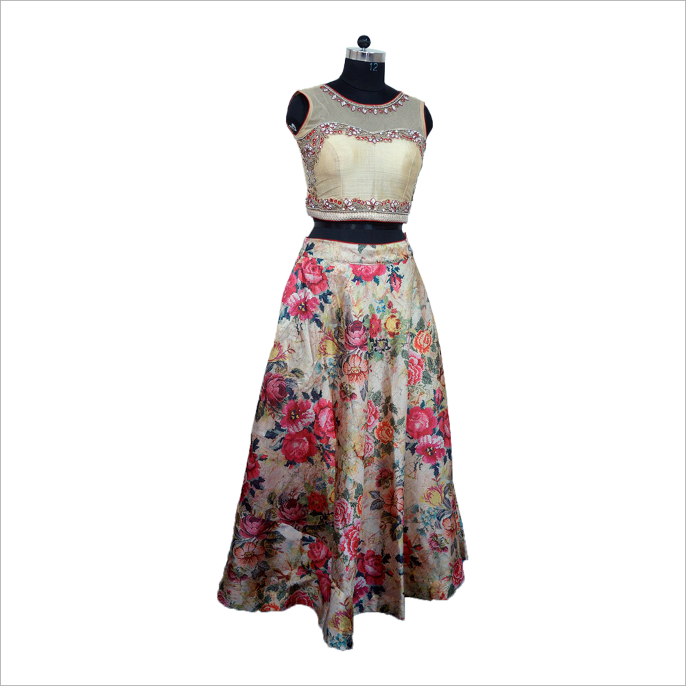 Ladies Trendy Crop Top With Skirt