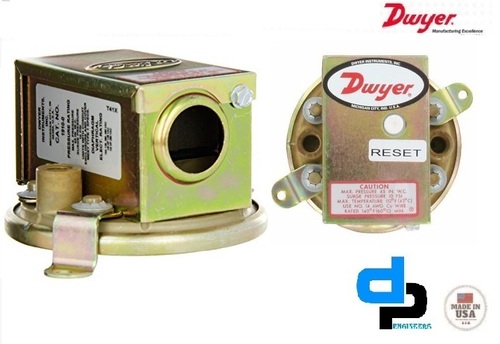 Dwyer 1910-00 Compact Low Differential Pressure Switch Measure Pressure Of: Gas