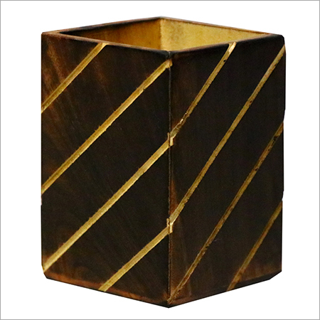 Wood Designed Pen Stand