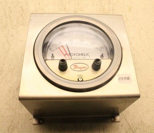 Dwyer 3000MRS Photohelic Switch/Gauge 0 to 4 kPa