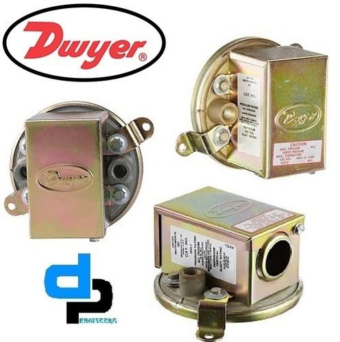 Dwyer 1910-10 Compact Low Differential Pressure Switch Measure Pressure Of: Gas