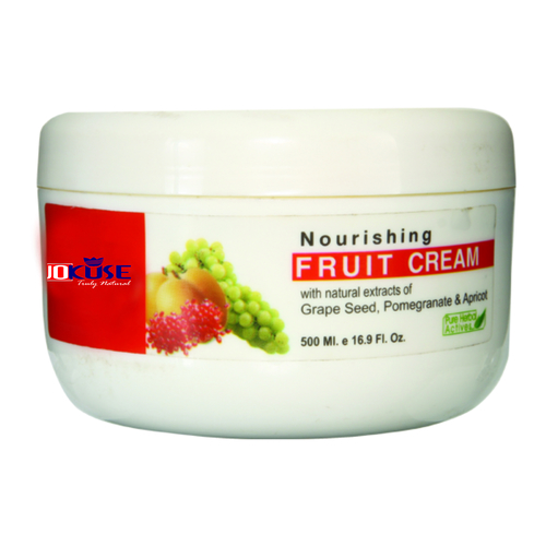 NOURISHING FRUIT CREAM