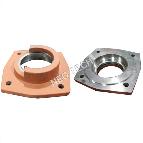 Red Mahindra Rear Axcle Cover-Di