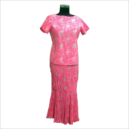Ladies Top With Skirt