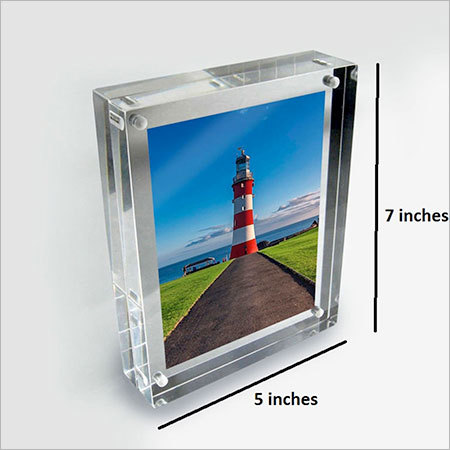 Acrylic magnetic photo frame