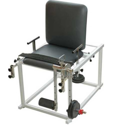 Quadriceps Table - Stainless Steel Frame, Leather Seat | Dimensions 662x670x950mm, Weight 52kg, Color Black and Silver