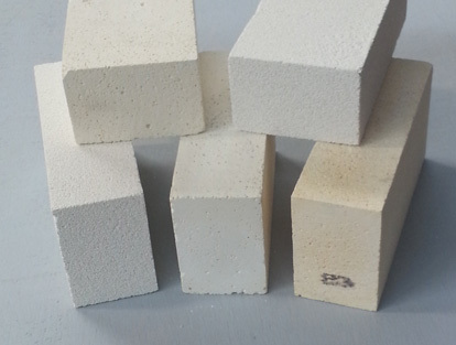 Insulation Bricks Ai2O3(%): 2.6%