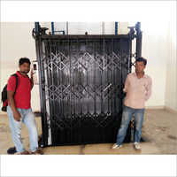Collapsible Gate Lift