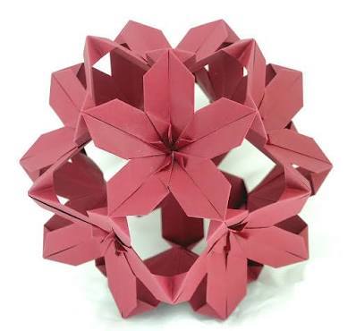 Quilling Round Paper Shape Vase