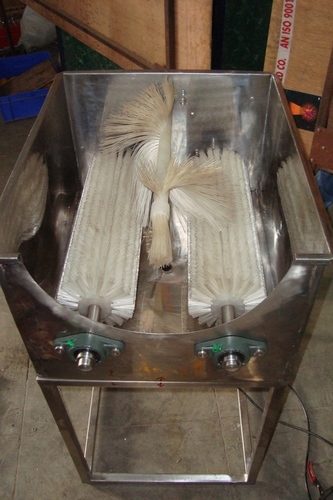 20 Litter Jar Scrubber & Rinsing Machine