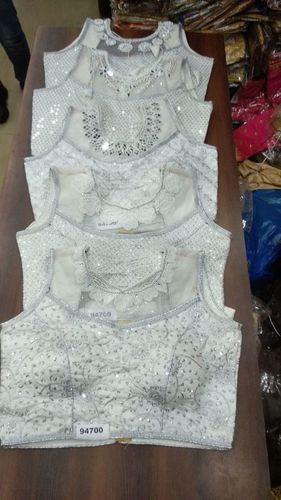 BROCKET BLOUSE