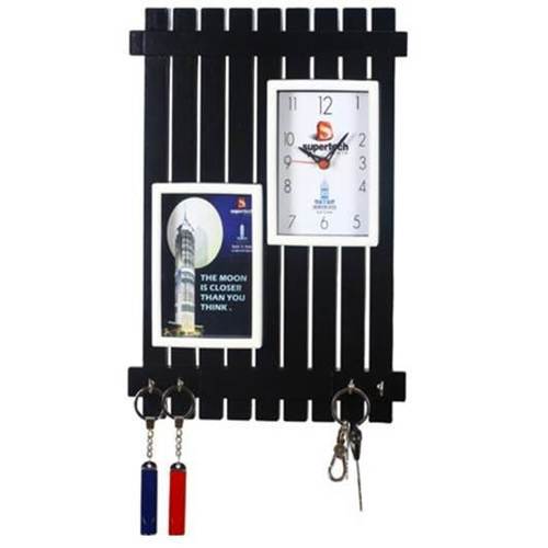 WALL CLOCK WITH JEY HANGER
