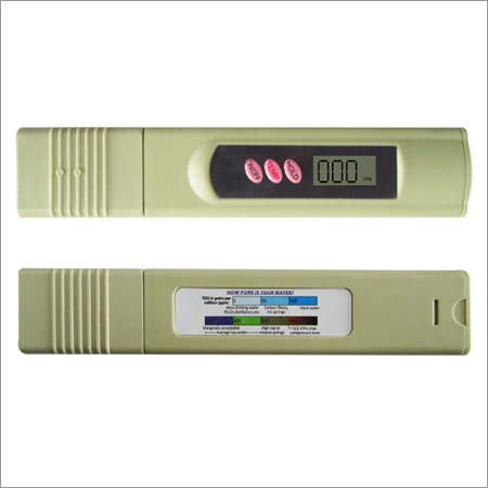 TDS Water Quality Meter - 16.2x3.0x1.6cm | Digital Display Accurate to 4 Digits Auto-Lock Function