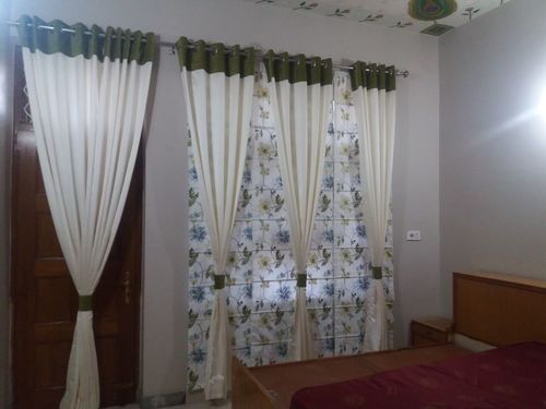 Plain Window Blinds