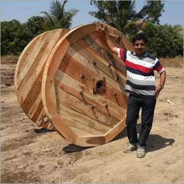 Large Wooden Cable Drum By SHREE SANTRAM INDUSTRIES