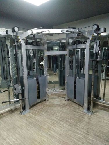 FUNCTIONAL TRAINER