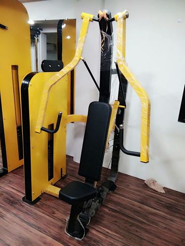 CHEST PRESS VERTICAL