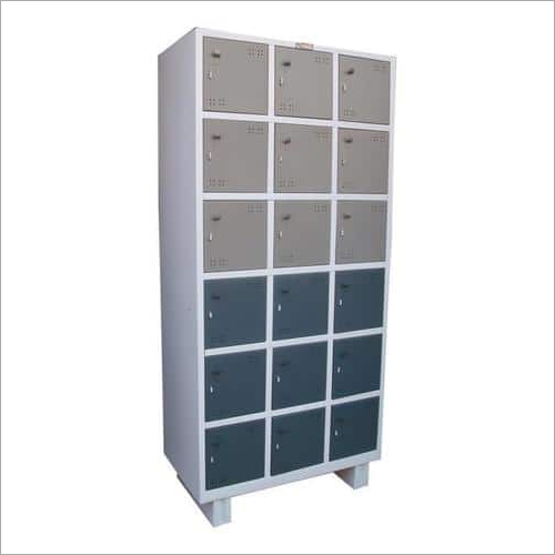 Iron 18 Doors Lockers