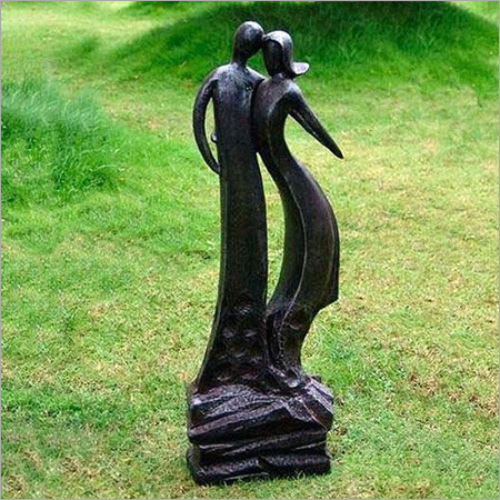 Modern Garden Ornaments Stylish Couple