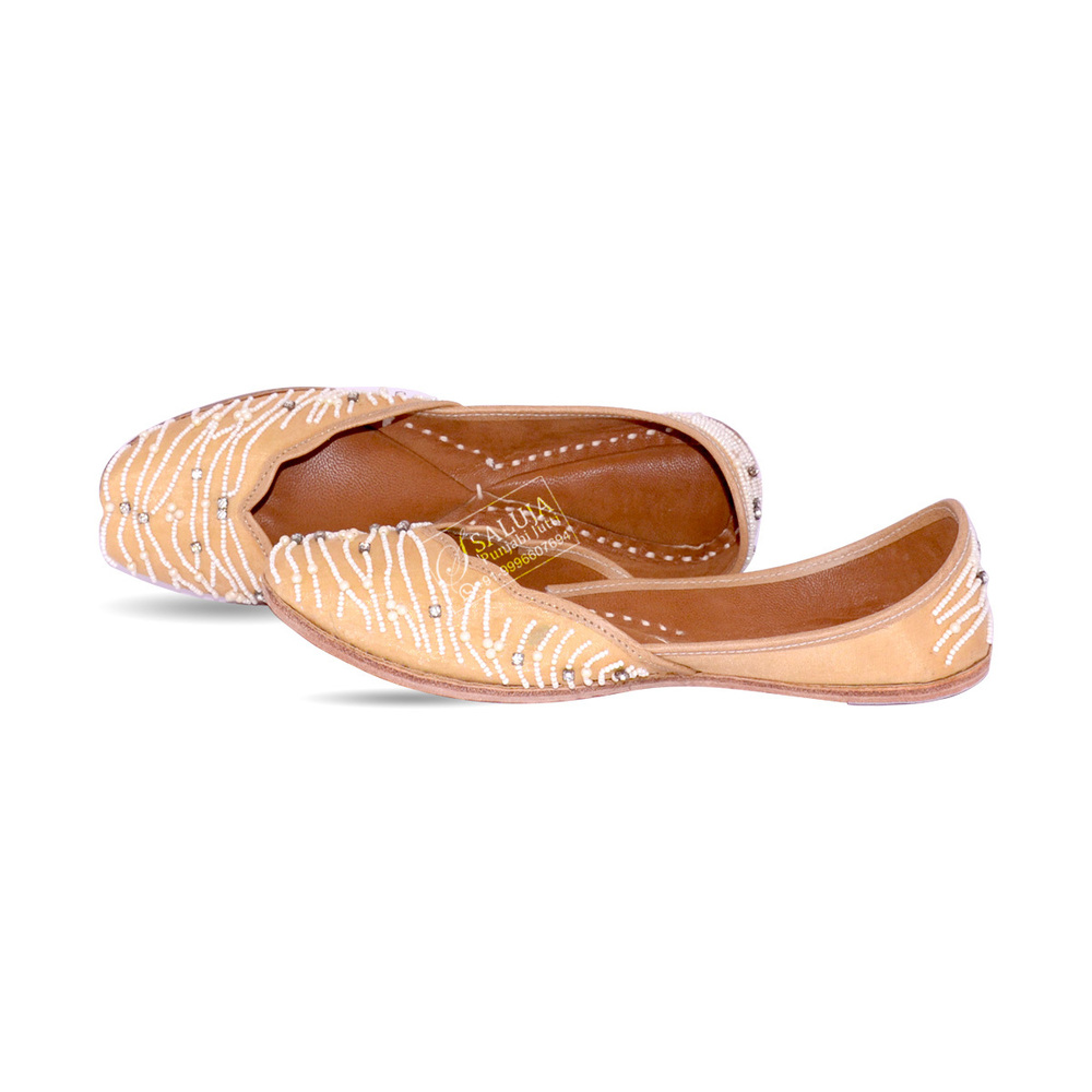 Ladies Party Wear Punjabi Jutti Peach Color With White Preal Heel Size: Flat