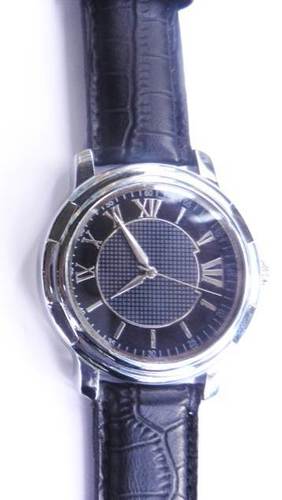 ALLOY CHROME CASE WRIST WATCH