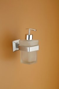 Pearl Collection Bathroom Accessories