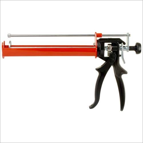 Gun For Chemical Bottle Applying