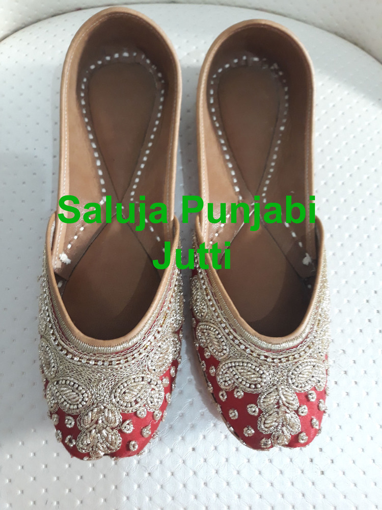 Red Beaded Shoes Heel Size: Flat