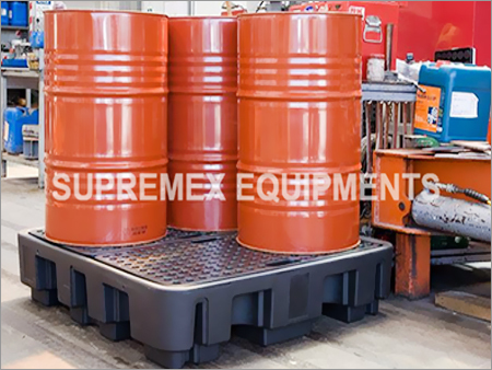 SUPREMEX उपकरणों द्वारा 4 ड्रम पॉली स्पिल कंटेनमेंट पैलेट