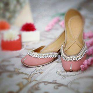 Pink Punjabi Jutti Wholesaler