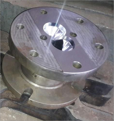 Connecting Head - Metal Construction, Industrial Application | Durable and Versatile Design