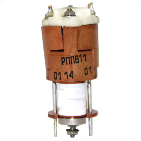 Polarized Reversing Current Relay