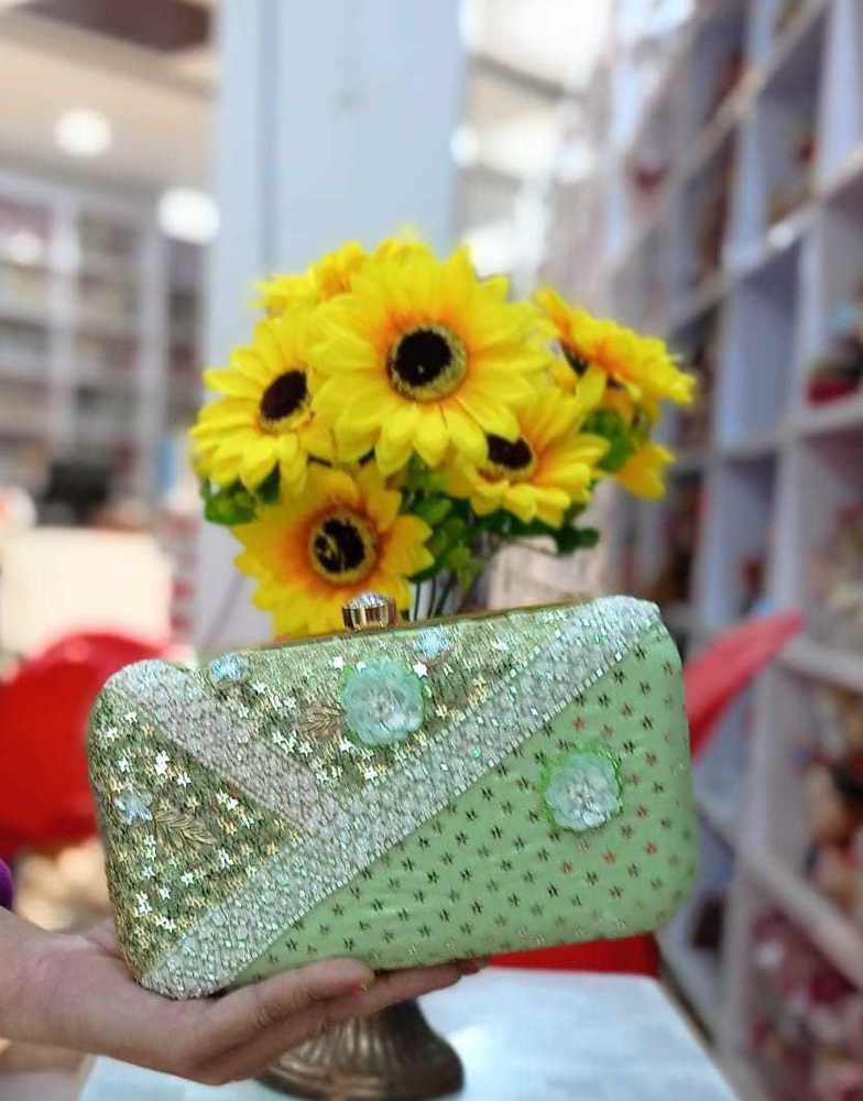 Pista Clutches For Wedding