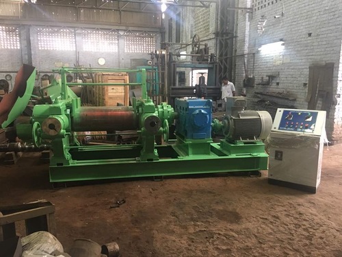 RUBBER MIXING MILL
