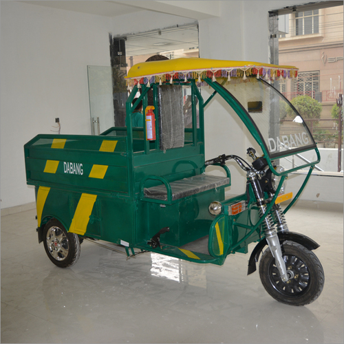 Green Delivery Cart ELoader Rickshaw at Best Price in Noida Gayatri