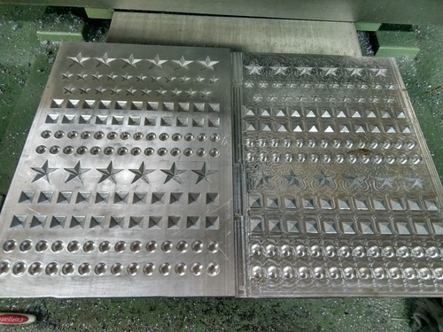 T-shirt Embossing Dies - Aluminum Material | Precision Crafting Tools for Perfect Texture and Design