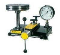 Pressure Gauge Calibration Services